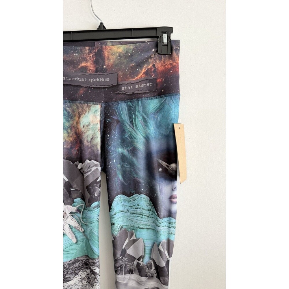 Niyama Sol Barefoot Leggings Women’s Size Medium Astro Ocean Galaxy Yoga Pants N - Picture 6 of 10